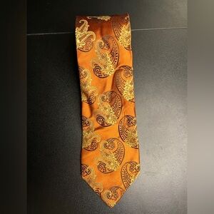 XMI Platinum‎ Silk Tie orange paisley  - 60"